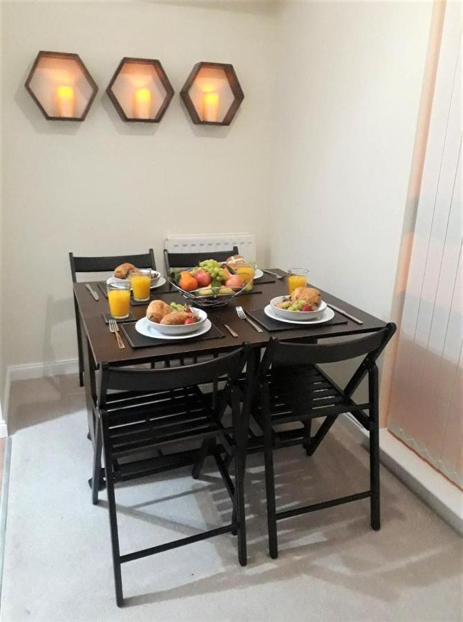 Airdrie Apartments ภายนอก รูปภาพ