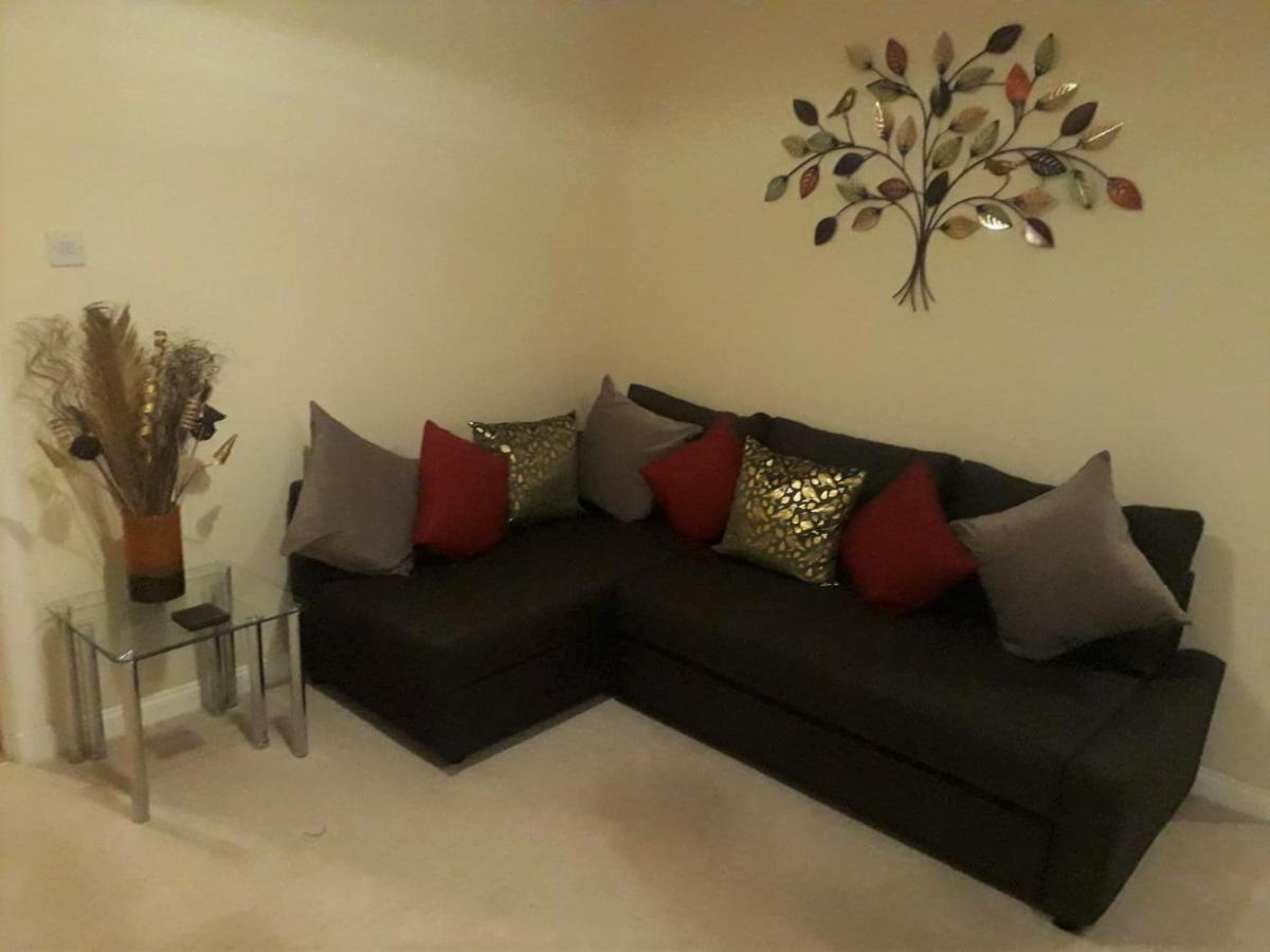 Airdrie Apartments ภายนอก รูปภาพ